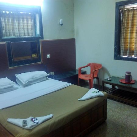 Hotel Subhash Midc Andheri 孟买 外观 照片