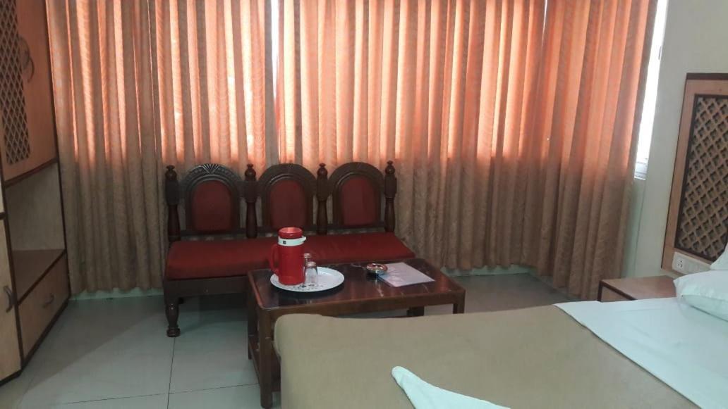 Hotel Subhash Midc Andheri 孟买 外观 照片